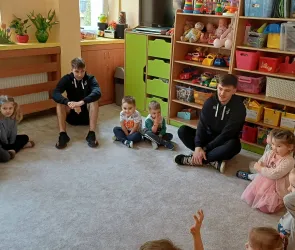 Wizyta piłkarzy z Warty Sieradz