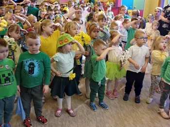 654226517_122321433752024397_6393631076683060600_n